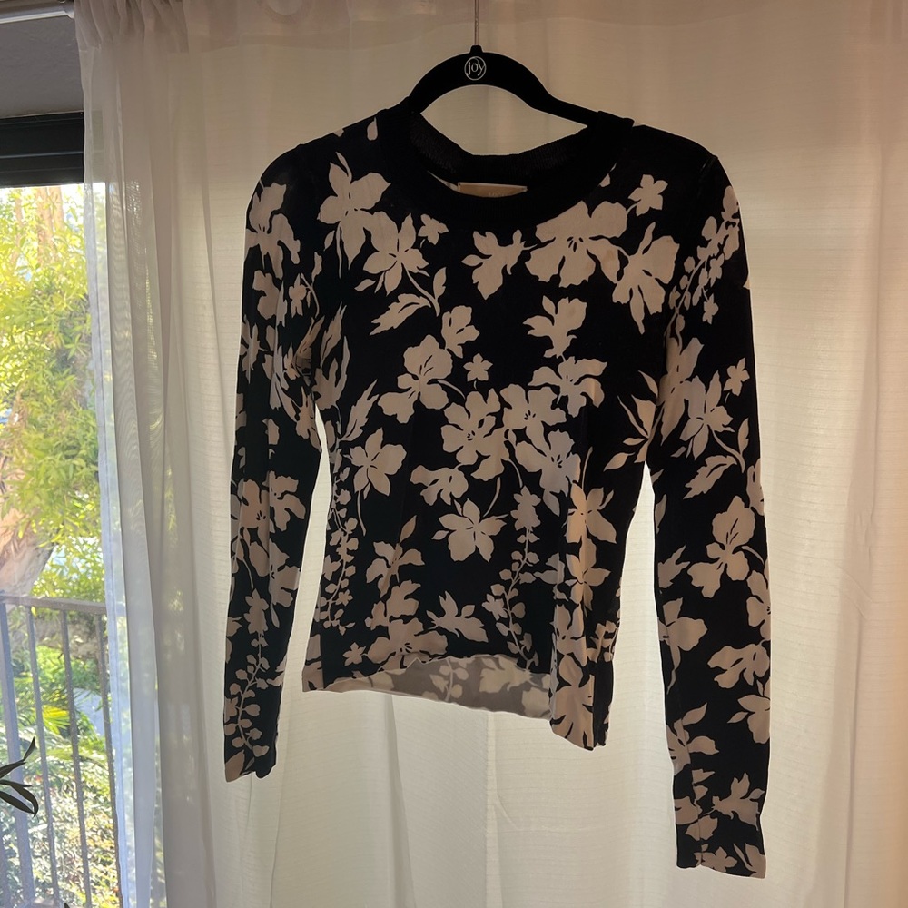 Micheal Kors blue and white floral knit top